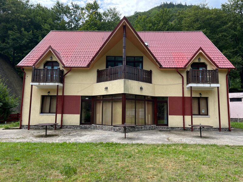 Cheile Tisitei Pensiune